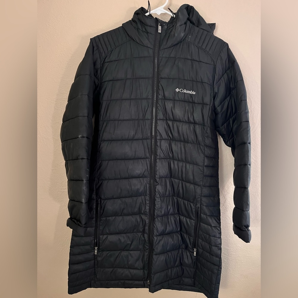 Small Puffy Black Columbia Coat